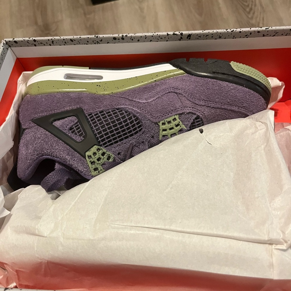 Jordan 4s canyon, brand new just arrived my son can’t fit so i’m selling it